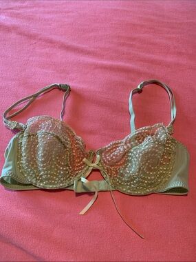 Lovely Green Nubby Mesh Bralette Size S w B Cup